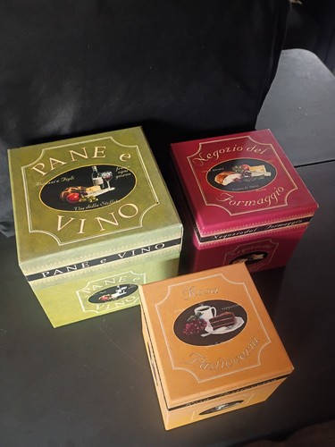 Nesting storage boxes pane e - pane,